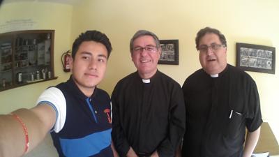 Con un seminarista guatemalteco que estudia en Pamplona